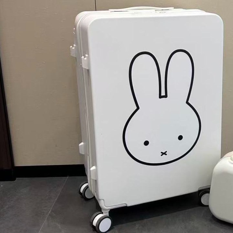 Nowa walizka na kółkach Miffy, – Luggage Cover Protector recenzja i cena